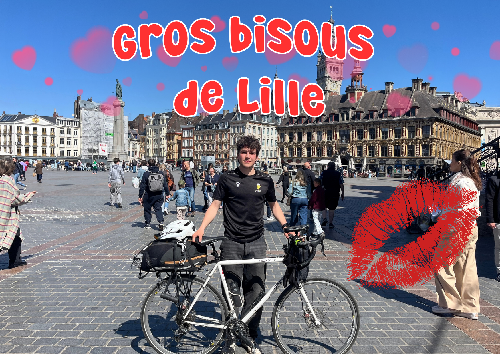Exemple de verso de carte postale physique avec lignes manuscrites et affranchissement postal